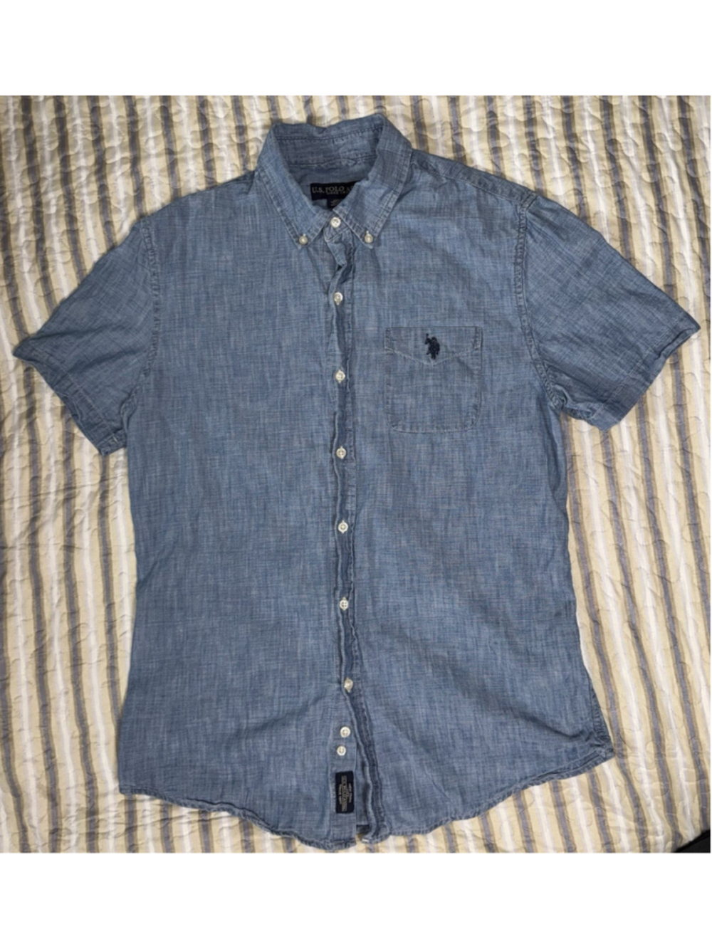 U.S. Polo Assn. Men’s Short Sleeve Chambray Button Down Shirt - Medium